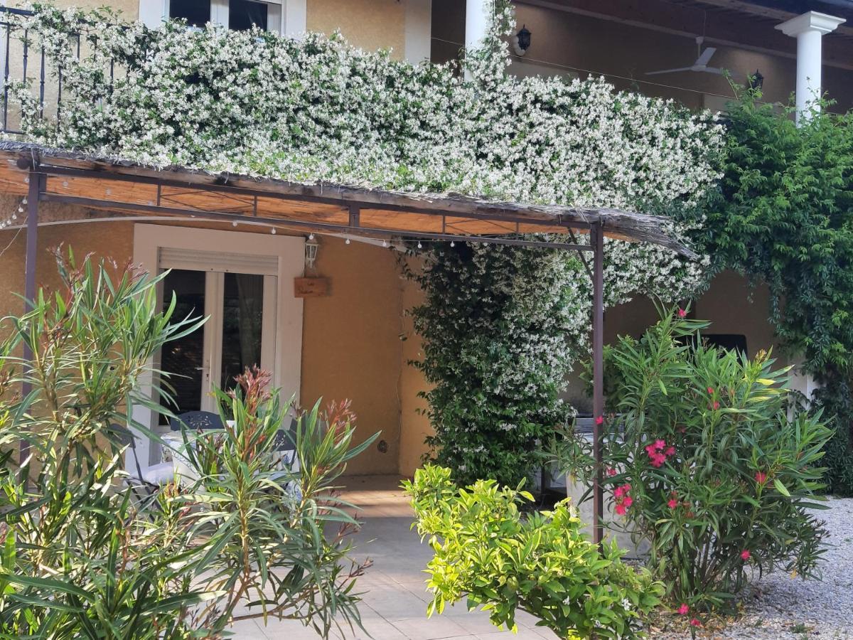 La Villa Jasmin مونتارو المظهر الخارجي الصورة